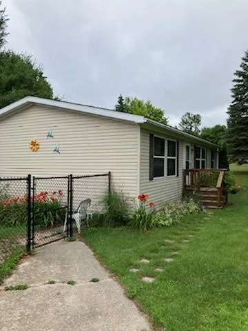 6620 Potter Road Bear Lake Township, MI 49614