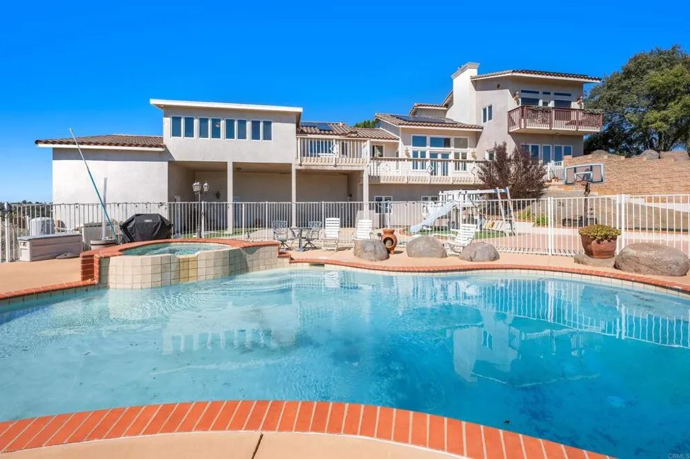 2016 S Grade Road Alpine, CA 91901
