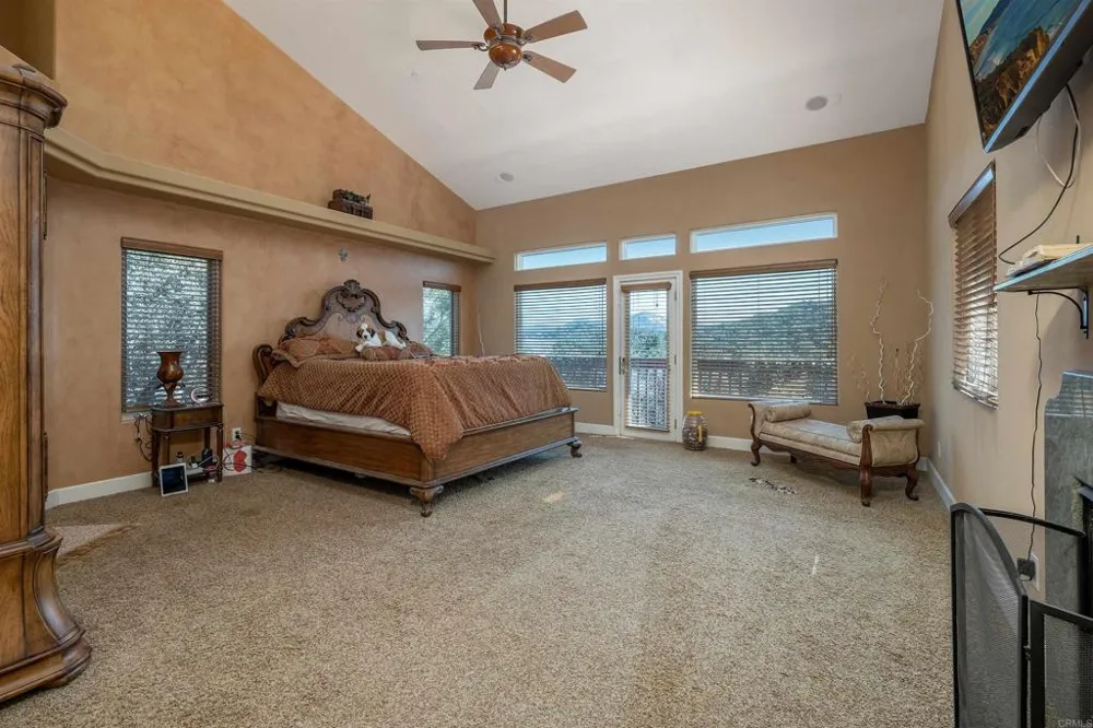 2016 S Grade Road Alpine, CA 91901