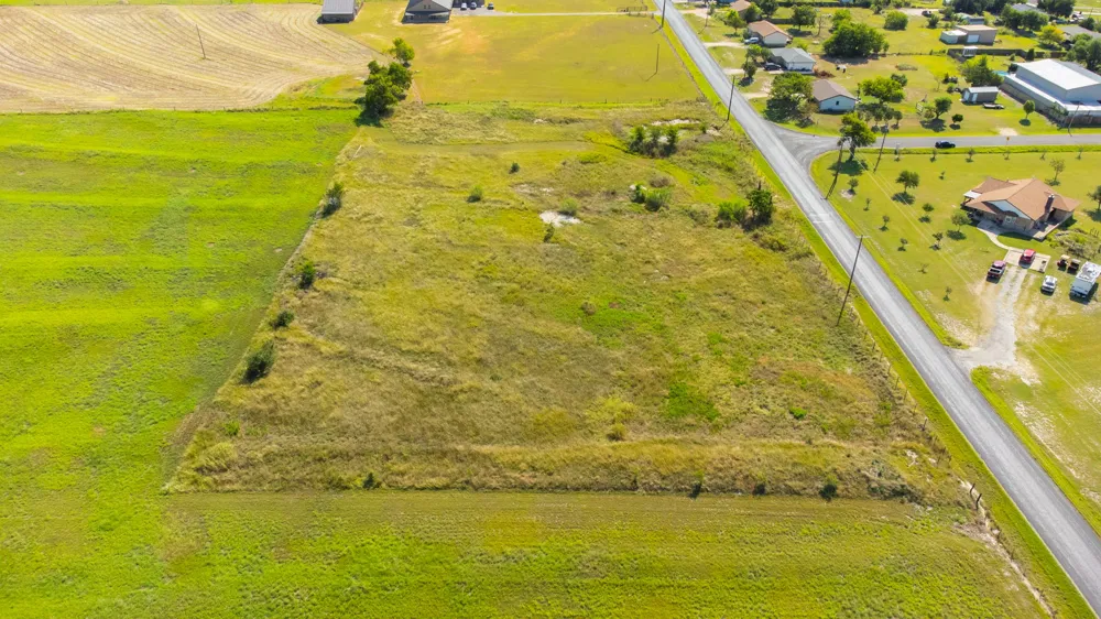 1499 County Road 311 Drive Jarrell, TX 76537
