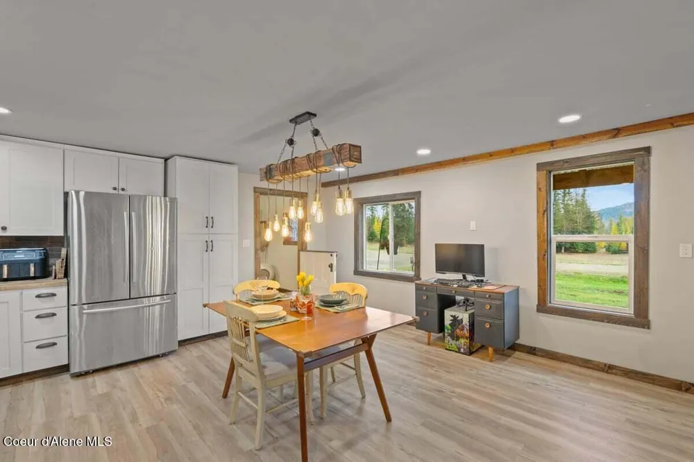 929 Irish Rd Sagle, ID 83860
