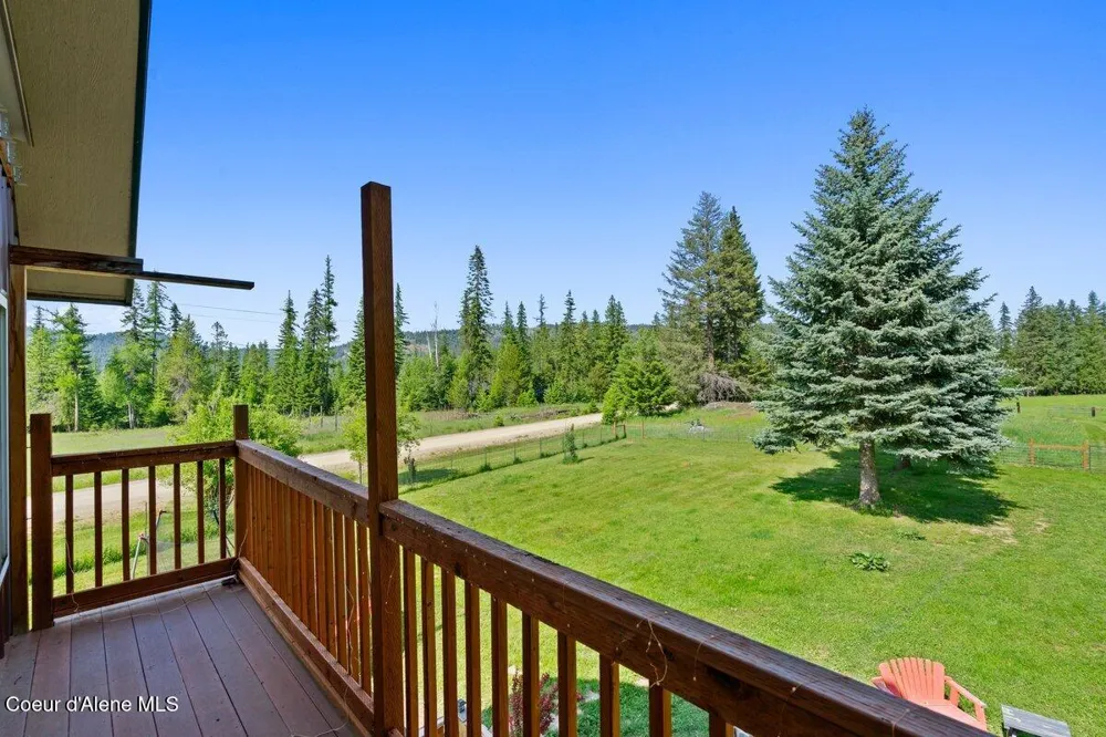 929 Irish Rd Sagle, ID 83860