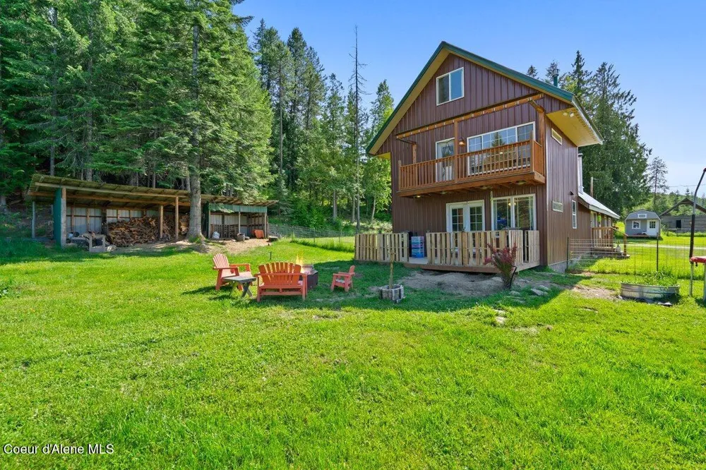 929 Irish Rd Sagle, ID 83860