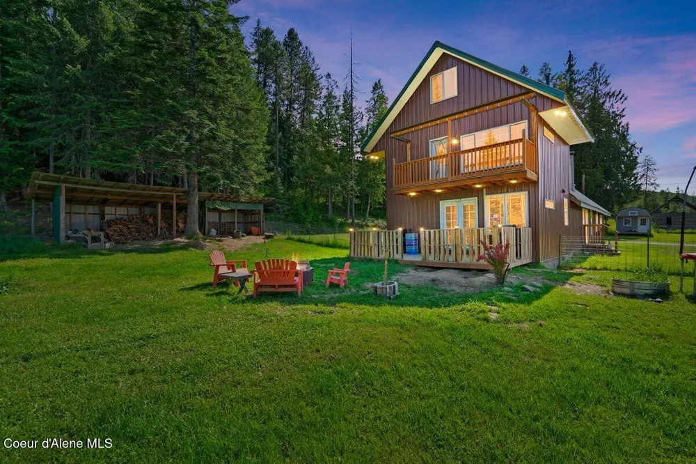 929 Irish Rd Sagle, ID 83860