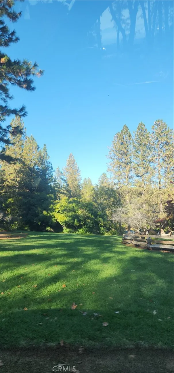 14900 Woodland Park Forest Ranch, CA 95942