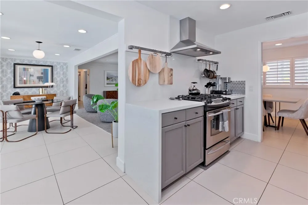 1057 E Marshall Way Palm Springs, CA 92262