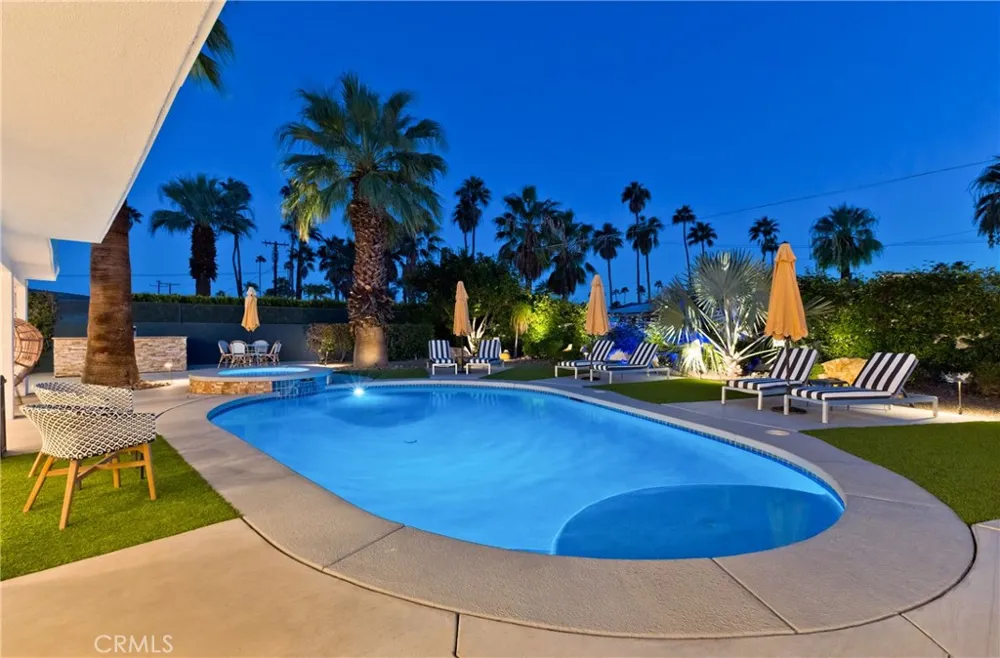 1057 E Marshall Way Palm Springs, CA 92262