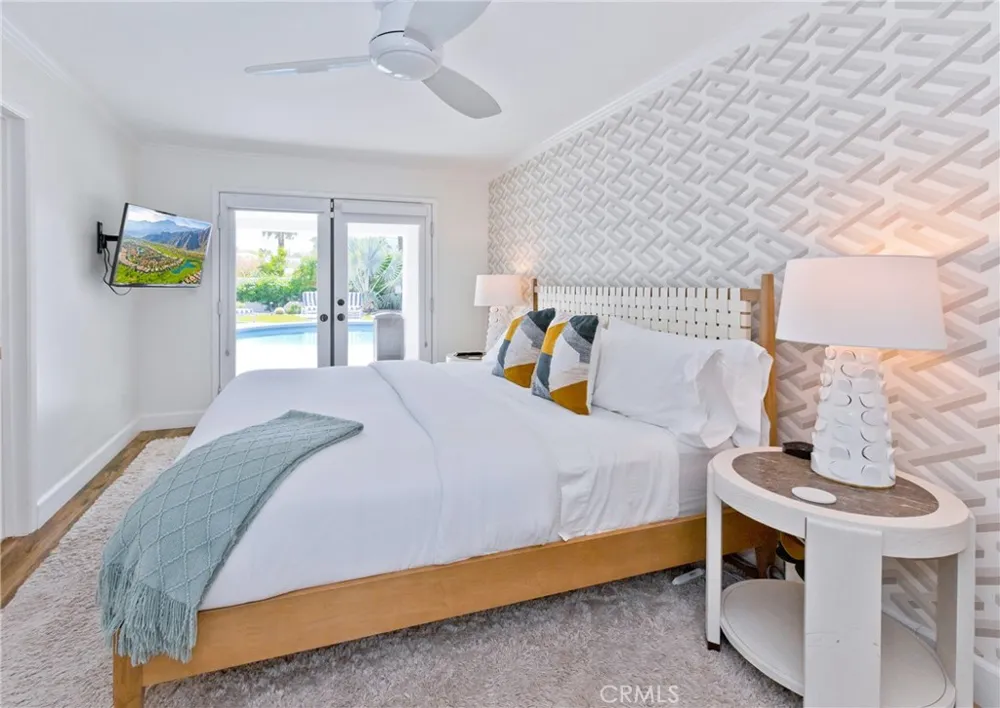 1057 E Marshall Way Palm Springs, CA 92262