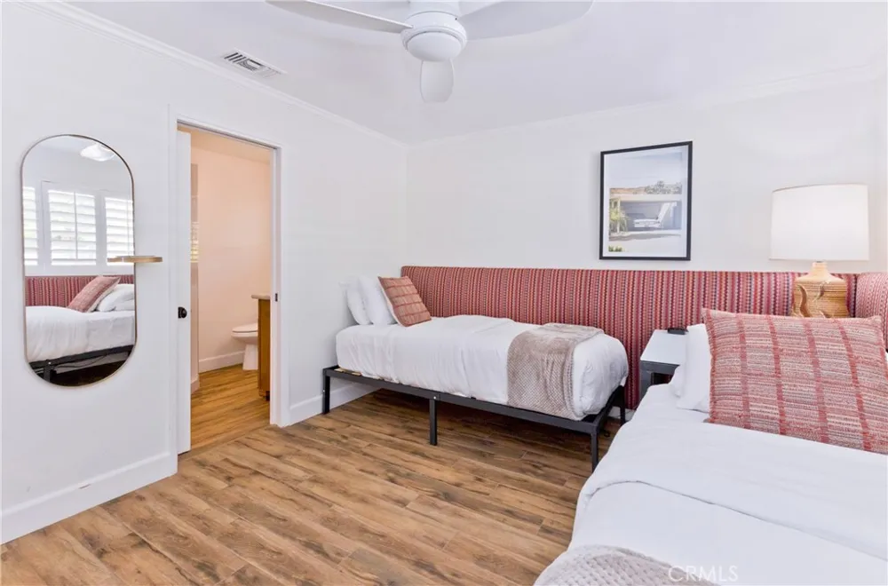 1057 E Marshall Way Palm Springs, CA 92262