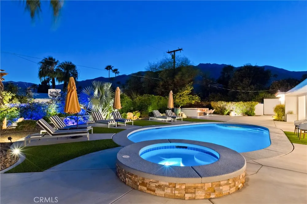 1057 E Marshall Way Palm Springs, CA 92262