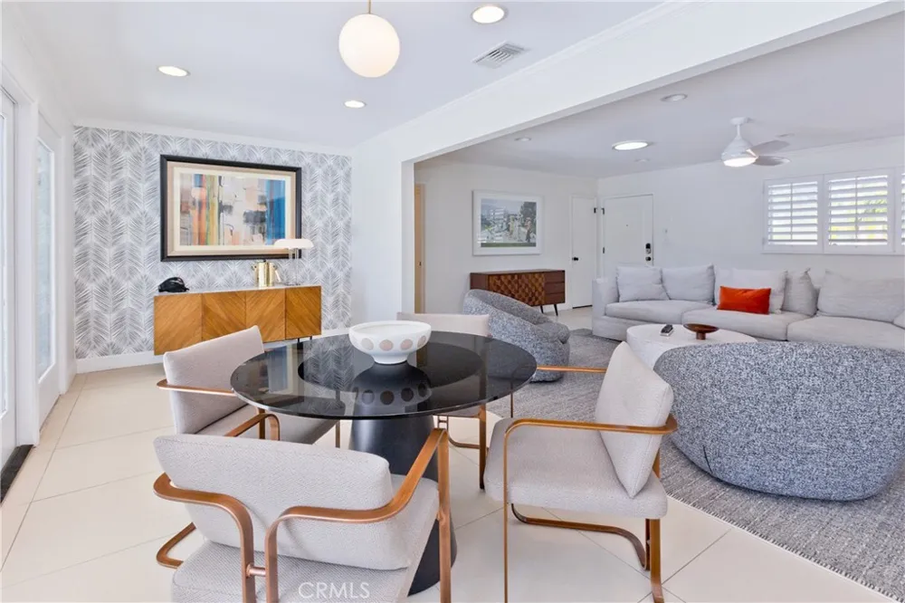 1057 E Marshall Way Palm Springs, CA 92262