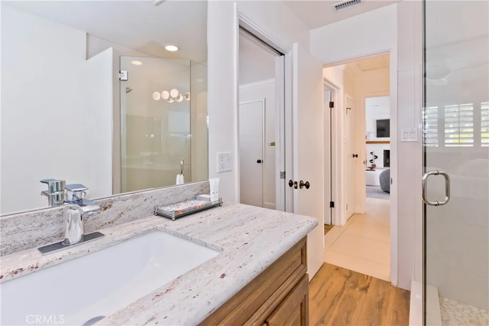 1057 E Marshall Way Palm Springs, CA 92262