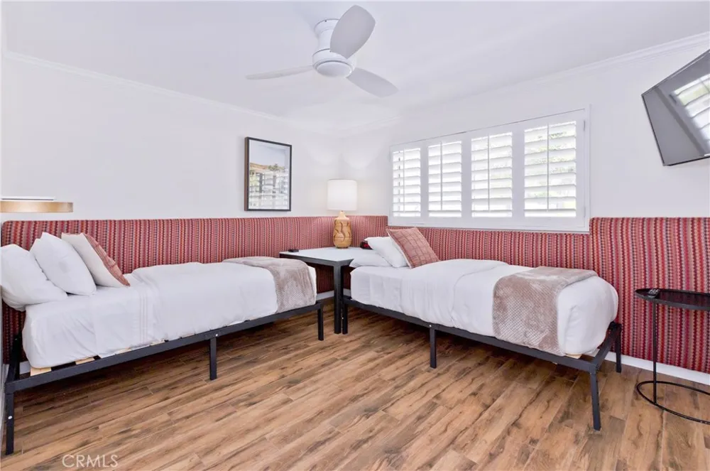 1057 E Marshall Way Palm Springs, CA 92262