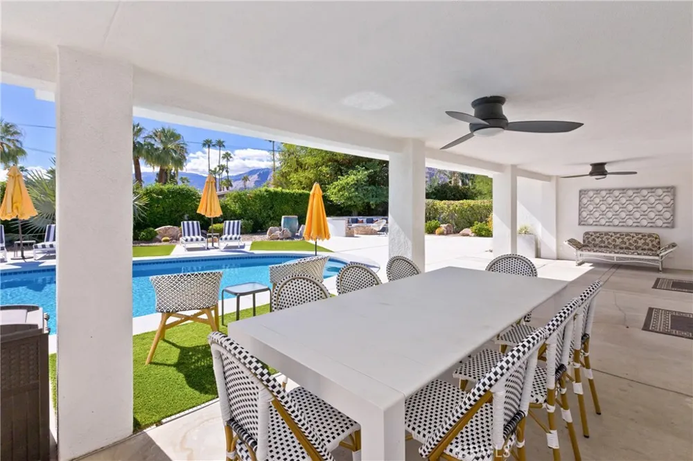 1057 E Marshall Way Palm Springs, CA 92262
