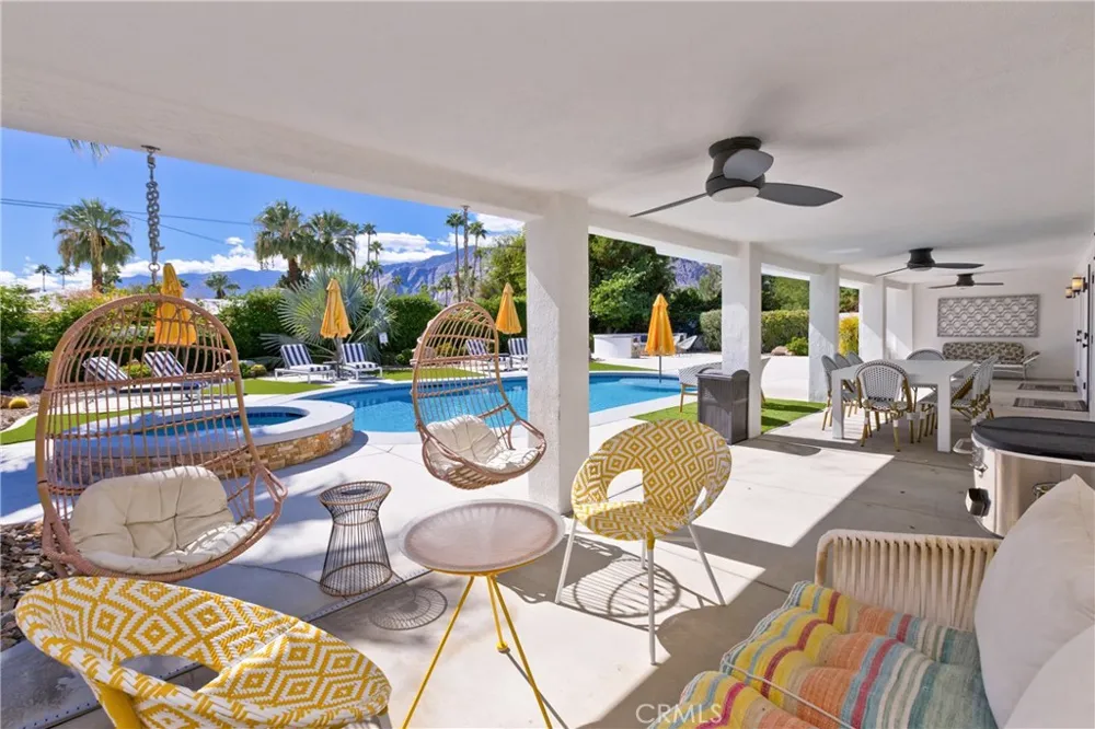 1057 E Marshall Way Palm Springs, CA 92262