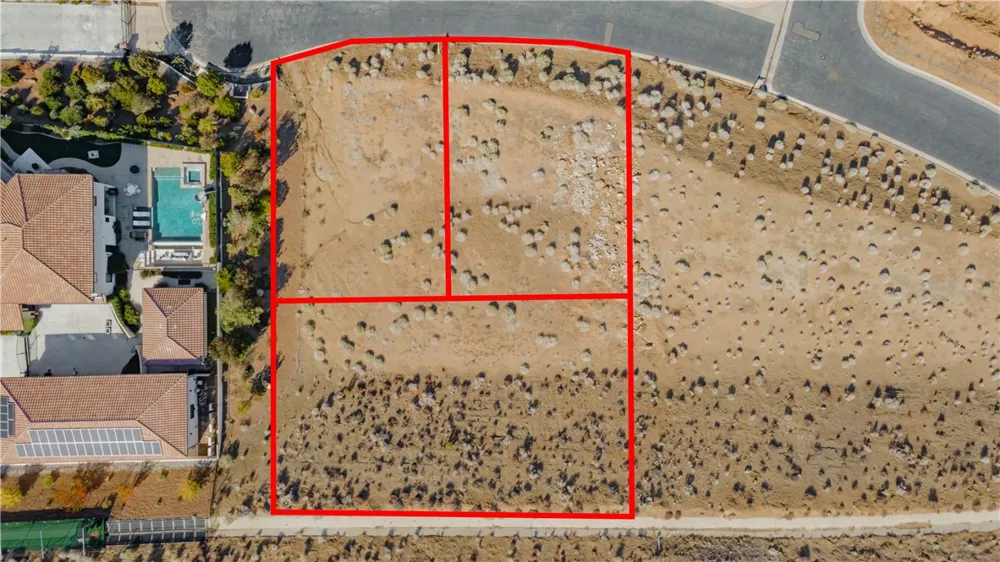 Camino Vista Quartz Hill, CA 93536