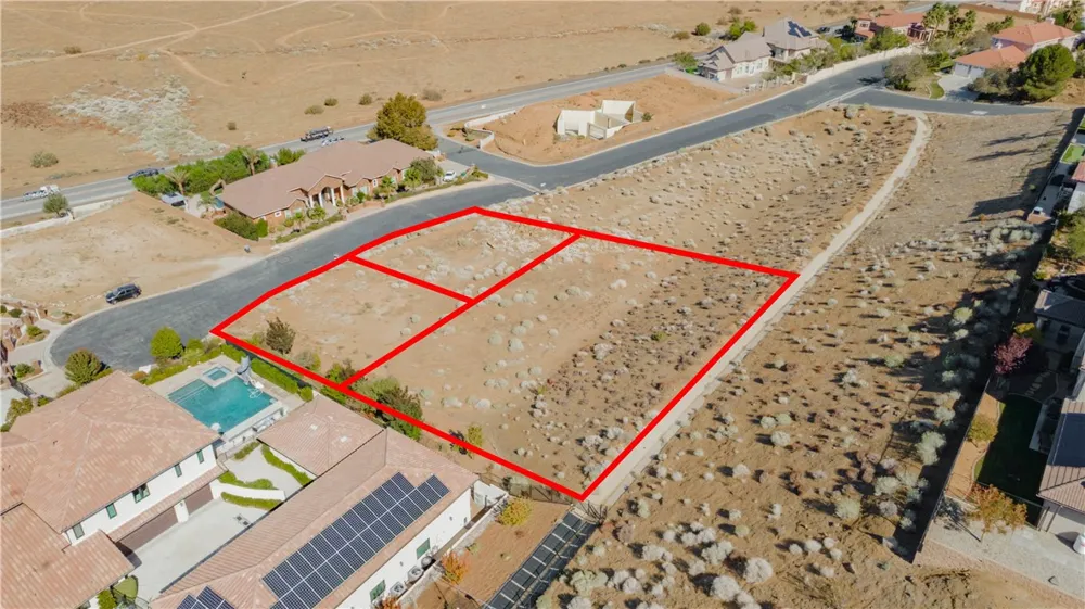 Camino Vista Quartz Hill, CA 93536