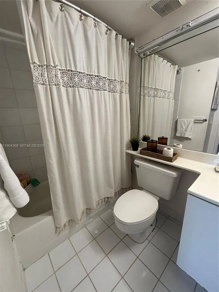 3300 NE 191st St #1403 Aventura, FL 33180