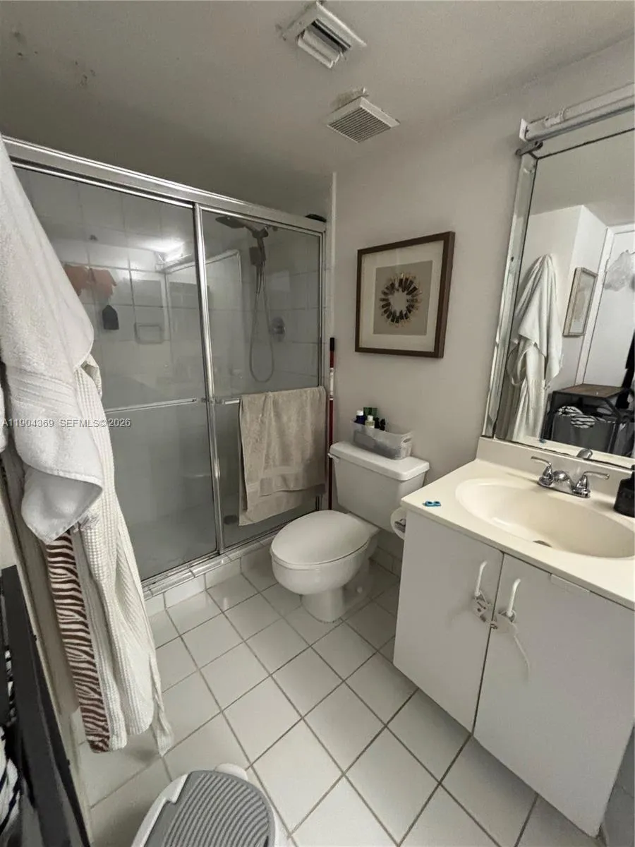 3300 NE 191st St #1403 Aventura, FL 33180