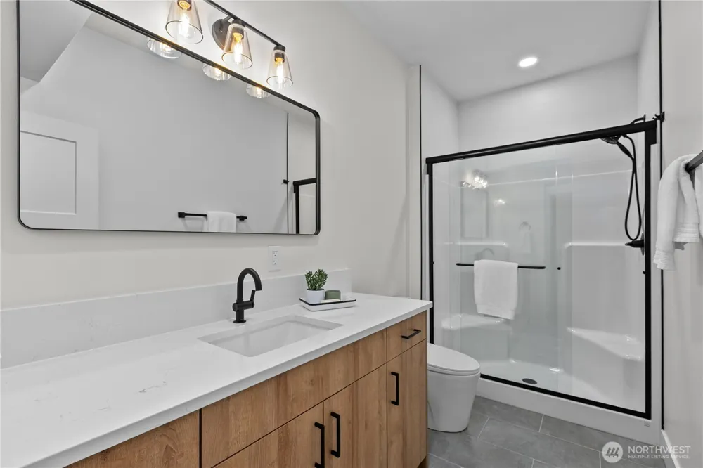 6917 Red Ridge Drive Lynden, WA 98264