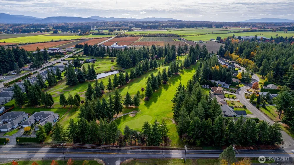 6917 Red Ridge Drive Lynden, WA 98264