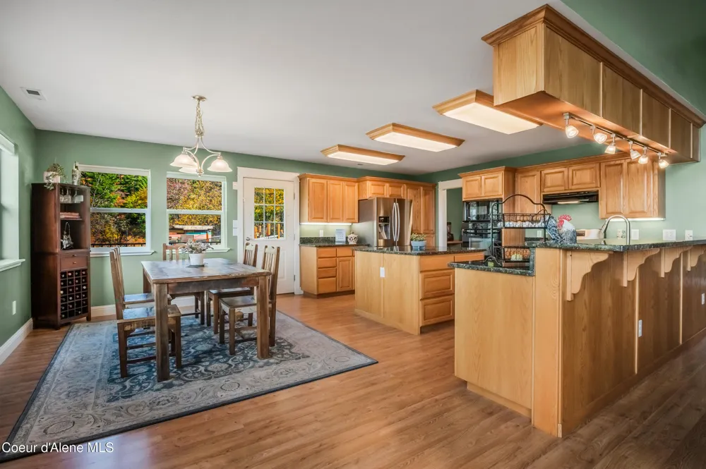 833 Drummond Peak Road Kingston, ID 83839