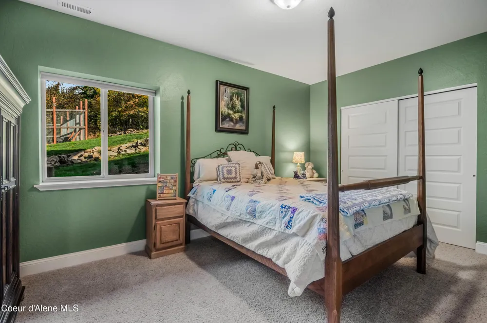 833 Drummond Peak Road Kingston, ID 83839