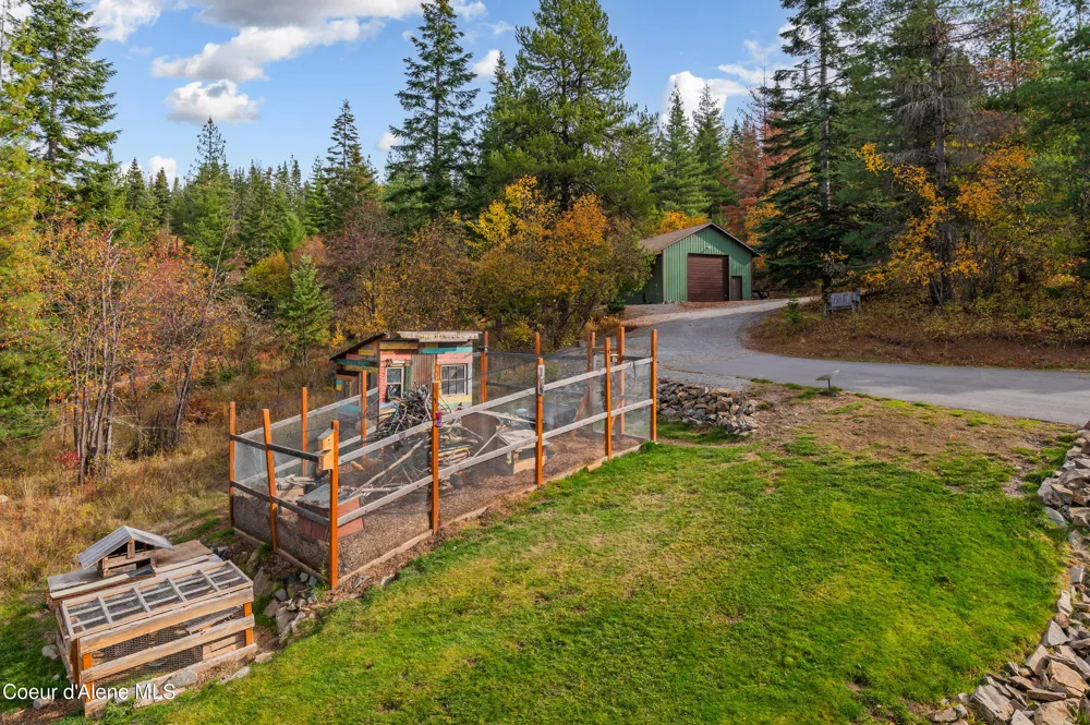 833 Drummond Peak Road Kingston, ID 83839