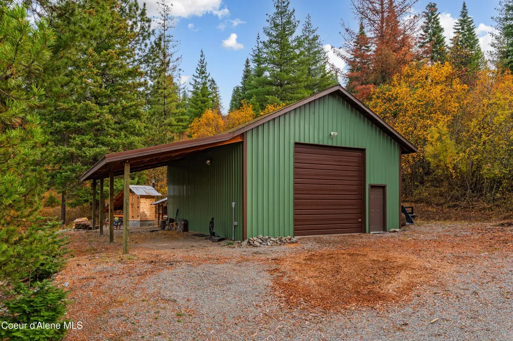 833 Drummond Peak Road Kingston, ID 83839