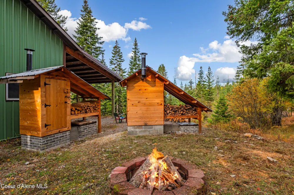 833 Drummond Peak Road Kingston, ID 83839