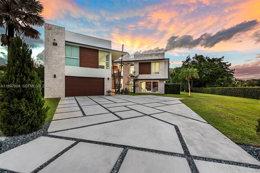 14305 Stirling Rd Southwest Ranches, FL 33330