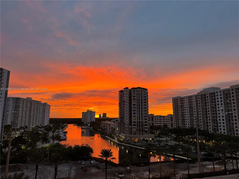 15811 Collins Ave #605 Sunny Isles Beach, FL 33160