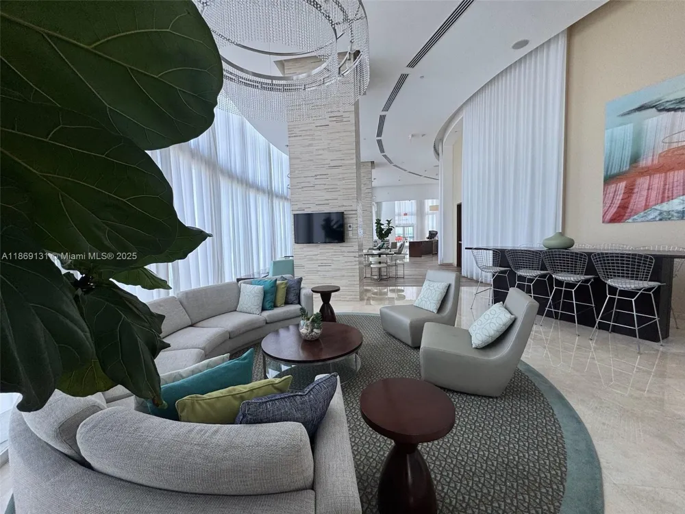 15811 Collins Ave #605 Sunny Isles Beach, FL 33160