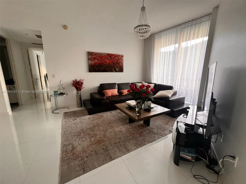 15811 Collins Ave #605 Sunny Isles Beach, FL 33160