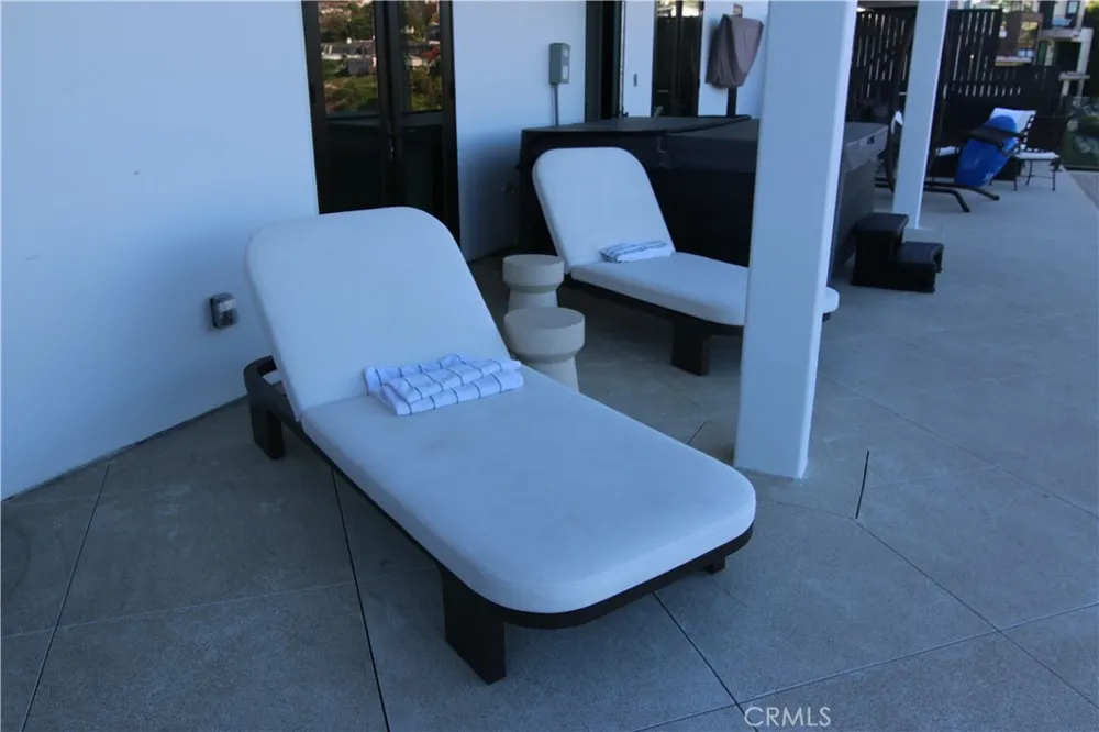 1515 Tahiti Avenue #B Laguna Beach, CA 92651