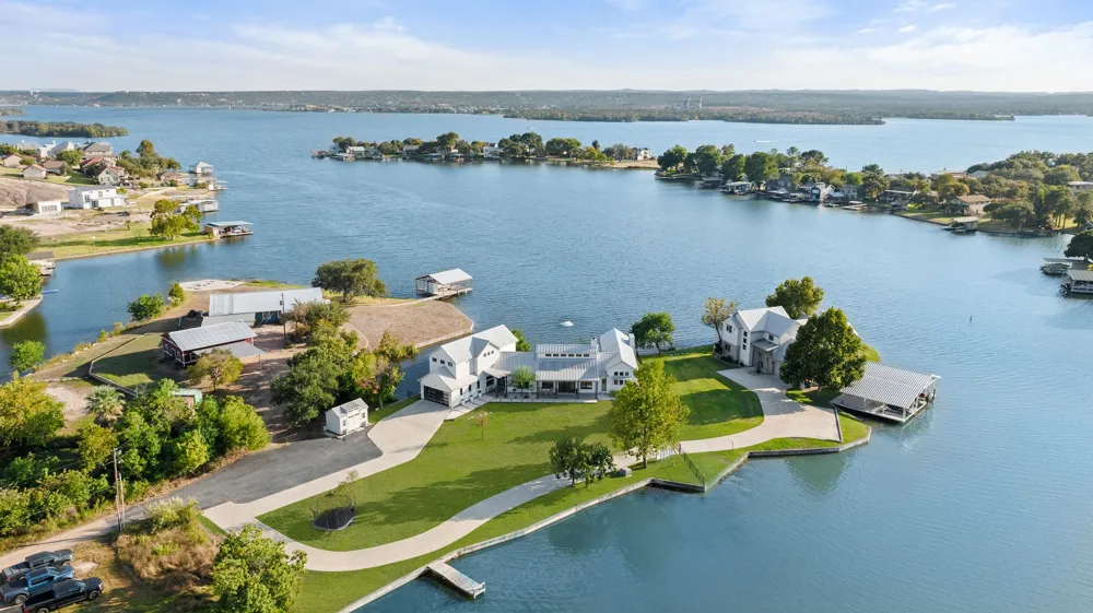 703 Woodland Hills Drive Granite Shoals, TX 78654