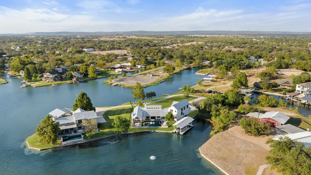 703 Woodland Hills Drive Granite Shoals, TX 78654