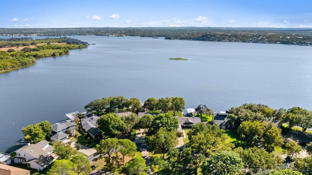 14 Beaver Island Granite Shoals, TX 78654
