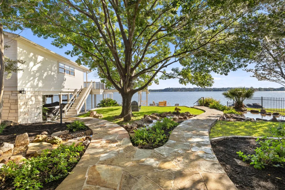 14 Beaver Island Granite Shoals, TX 78654
