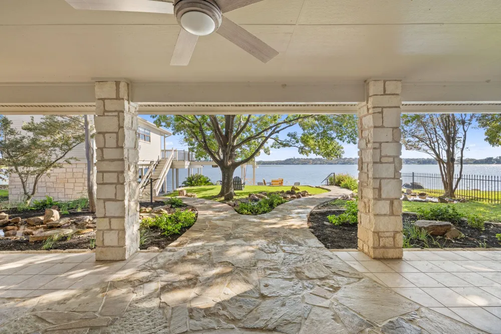 14 Beaver Island Granite Shoals, TX 78654