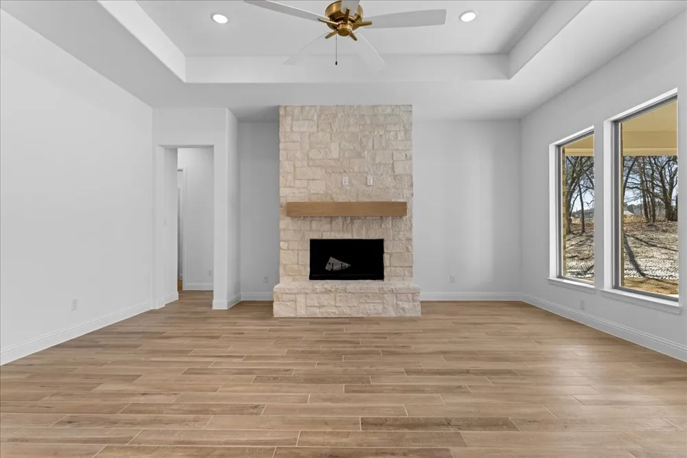687 Bent Tree Lane Weatherford, TX 76085