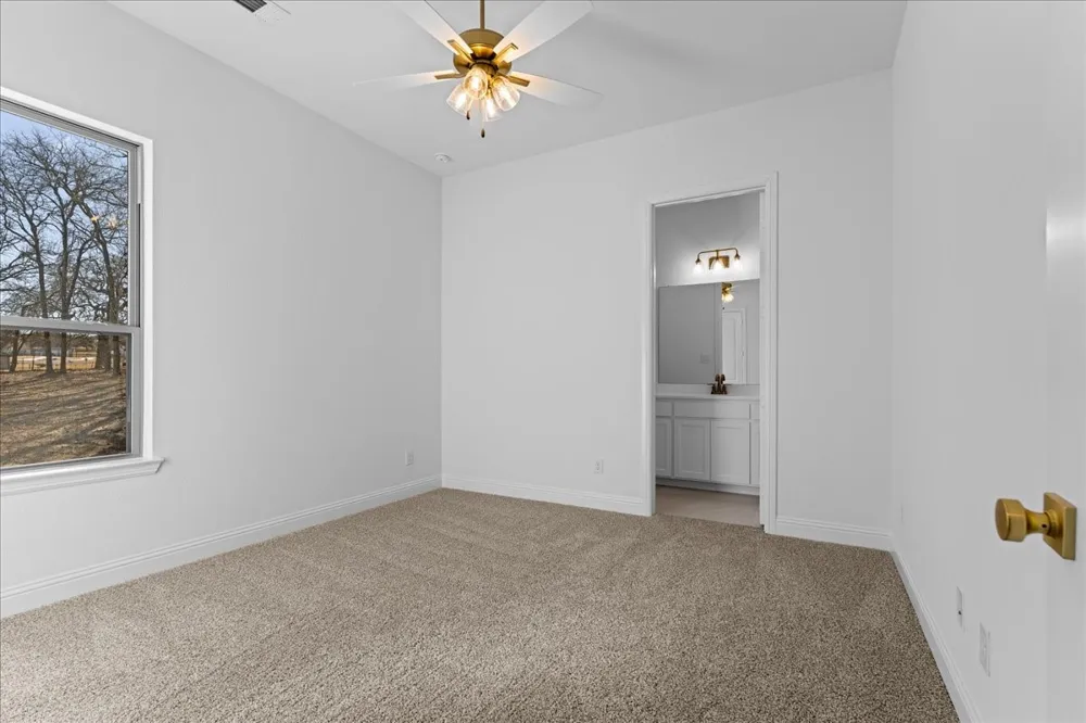 687 Bent Tree Lane Weatherford, TX 76085