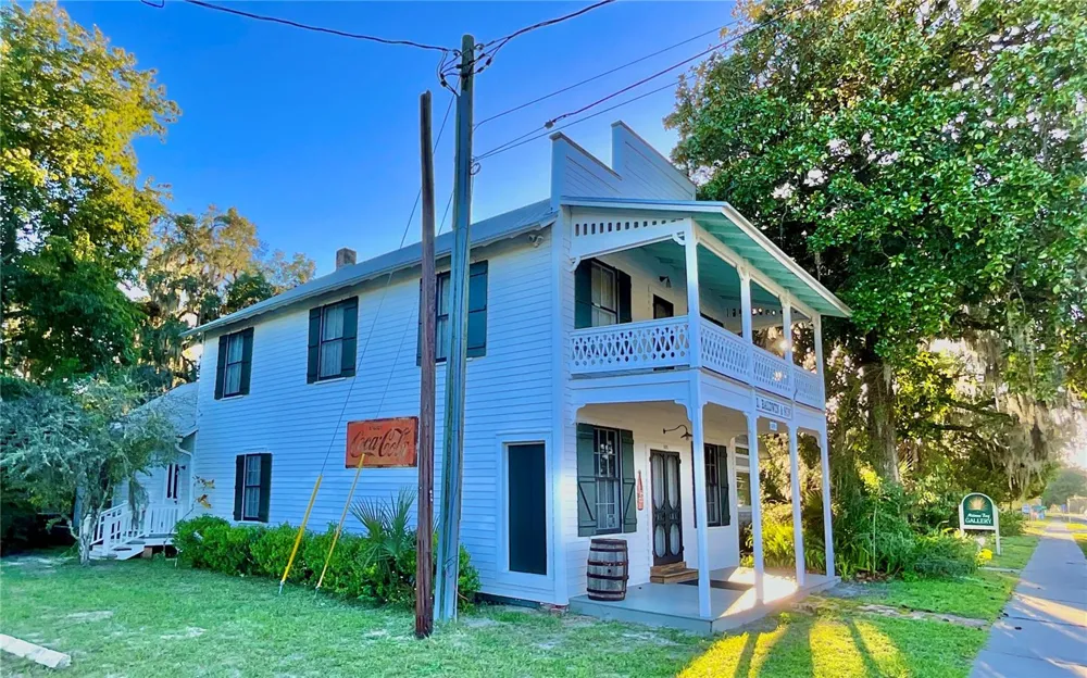 TROUT STREET Melrose, FL 32666