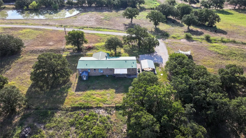 381 W Mccool Road Nocona, TX 76255