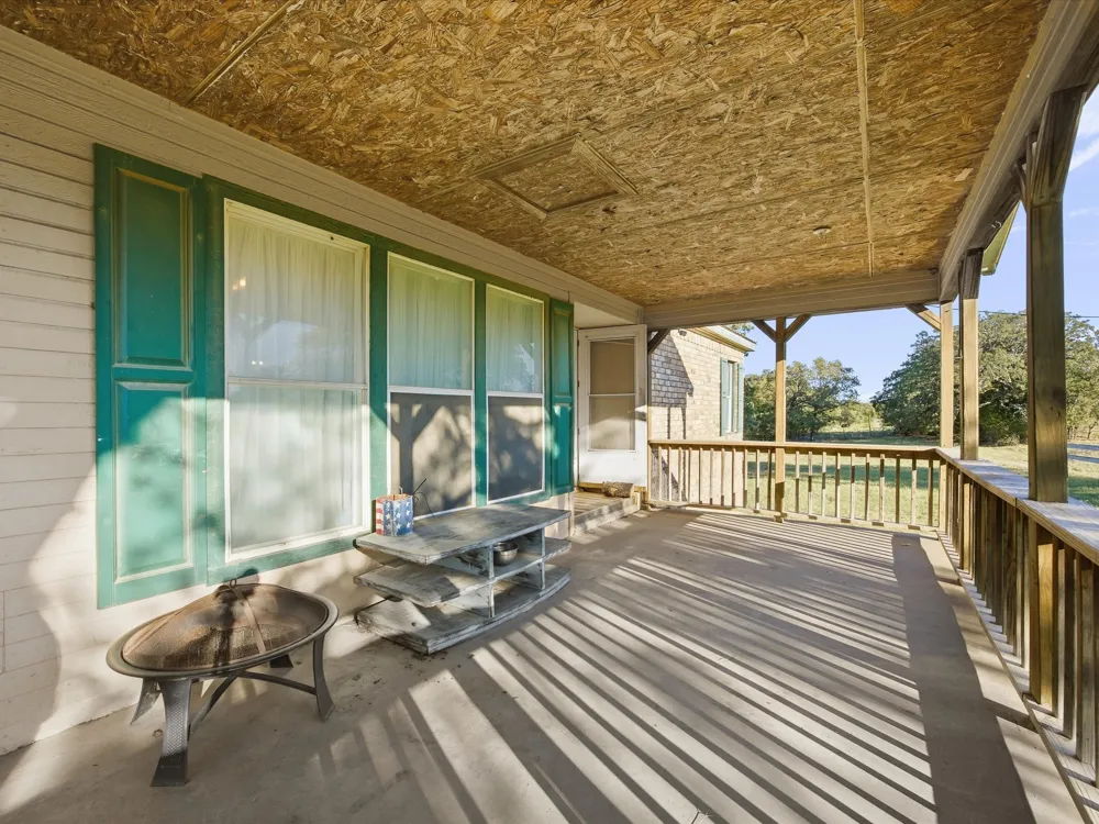381 W Mccool Road Nocona, TX 76255
