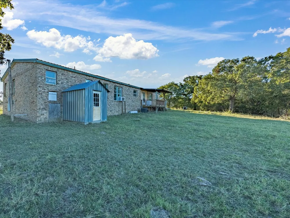 381 W Mccool Road Nocona, TX 76255