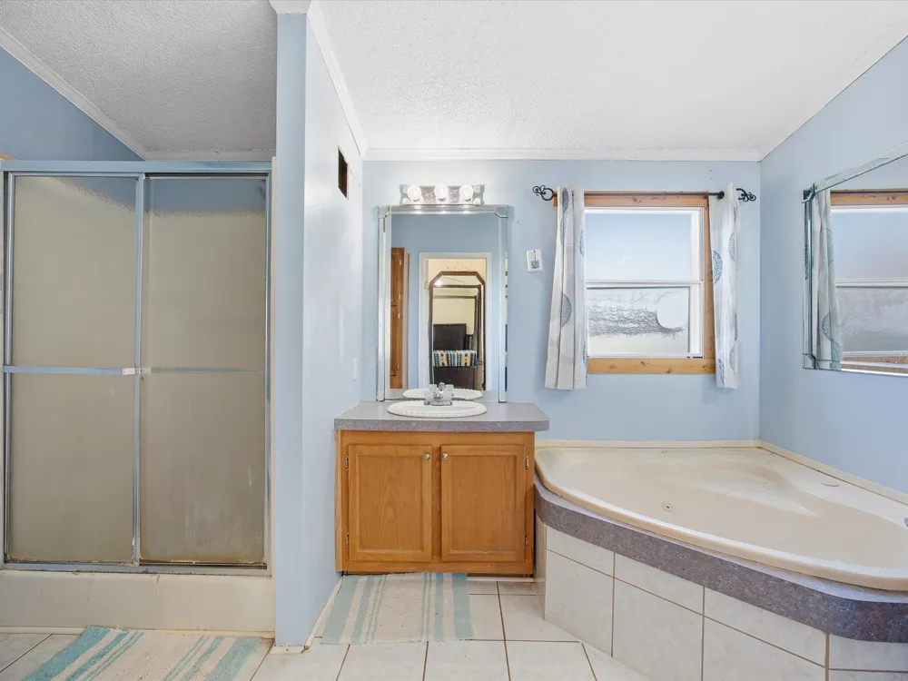 381 W Mccool Road Nocona, TX 76255