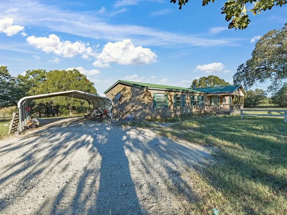 381 W Mccool Road Nocona, TX 76255