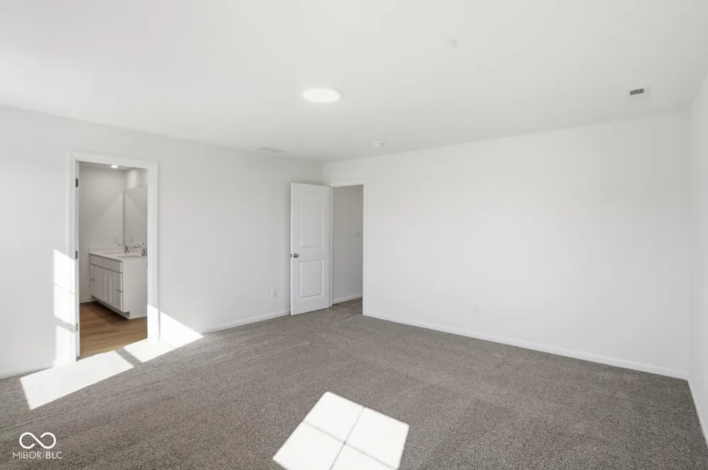 7081 Jackson Drive Cumberland, IN 46229