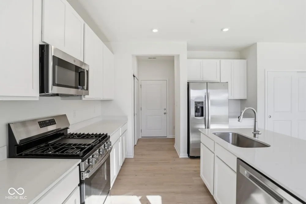 7081 Jackson Drive Cumberland, IN 46229